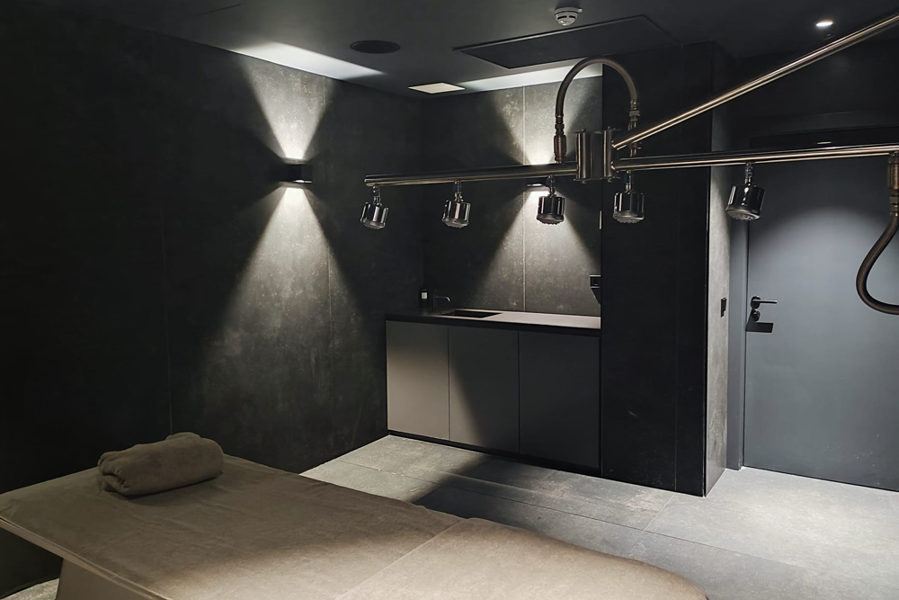 🚿 Ducha Vichy en Tenerife – Bienestar corporal total 💧